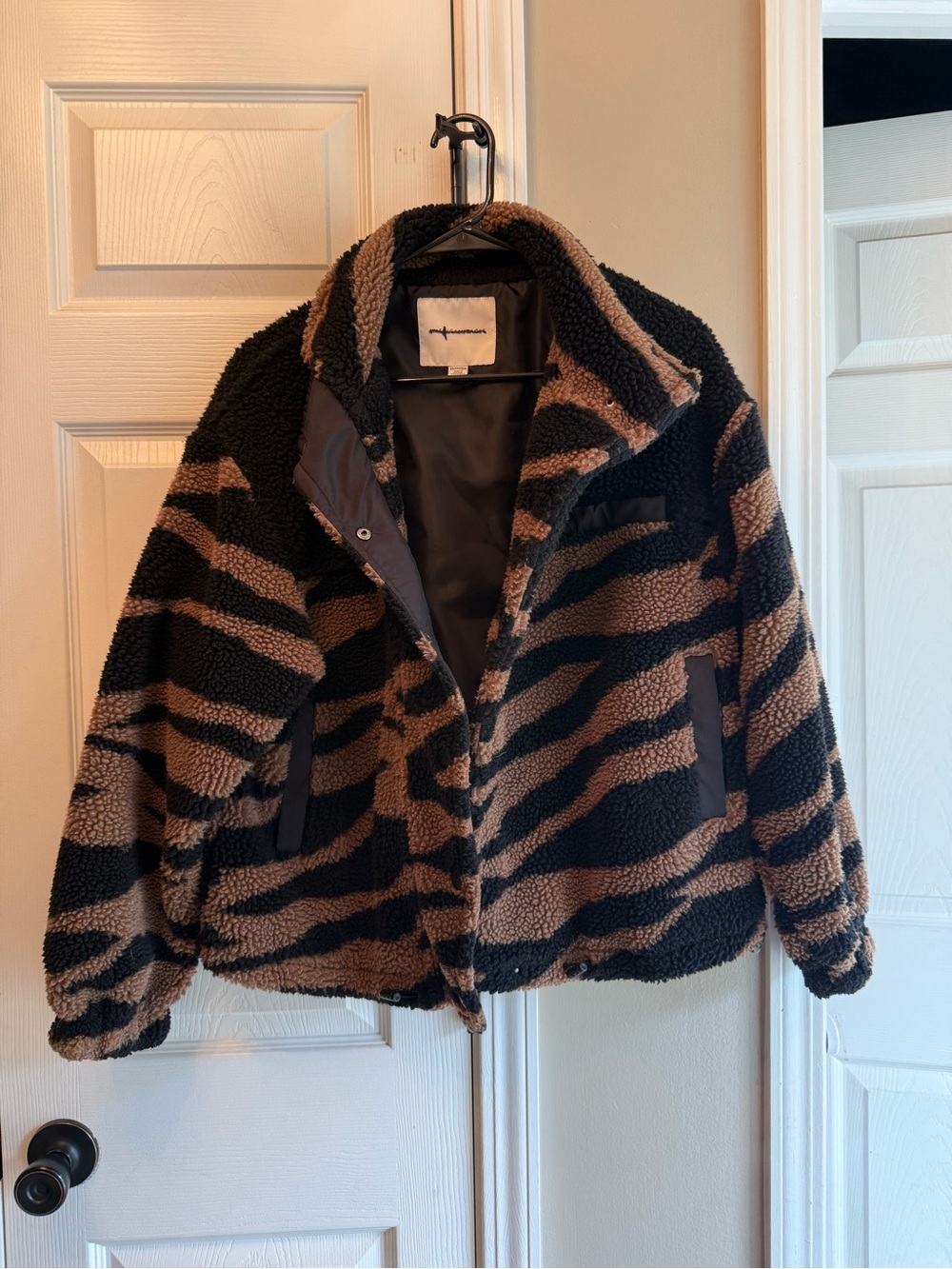 Women’s American Eagle jacket